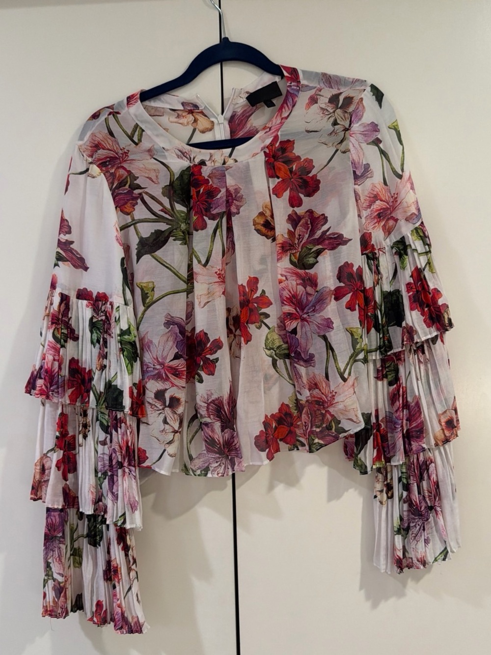 INTERMIX White Floral Pleated Ruffle-Sleeve Blouse